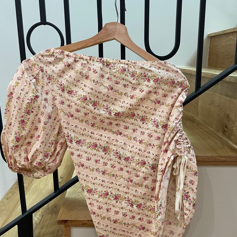 Adorable Floral Top